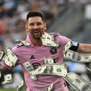 ২০২৫ সালে কত কামিয়েছেন মেসি, আয়ে শীর্ষে কে?