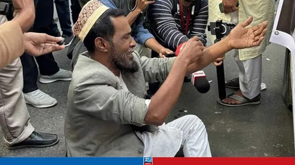 খালেদা জিয়ার জানাজাস্থলে ছুটছে লাখো মানুষ, হাউমাউ করে কাঁদছে অনেকে