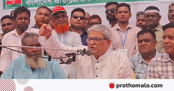 আমাদের ঘাড়ের ওপর গণভোট ও সনদ চাপিয়ে দেওয়া হচ্ছে: মির্জা ফখরুল