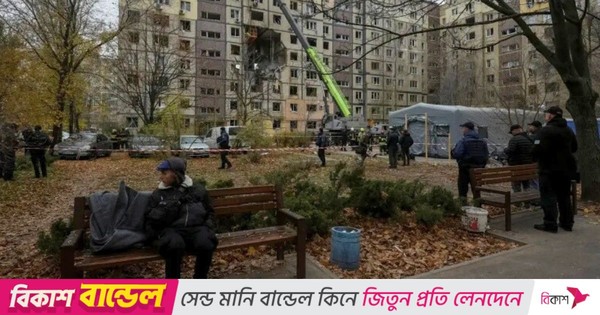 এক রাতে ইউক্রেনে ৫০৩ হামলা রাশিয়ার, নিহত ১১