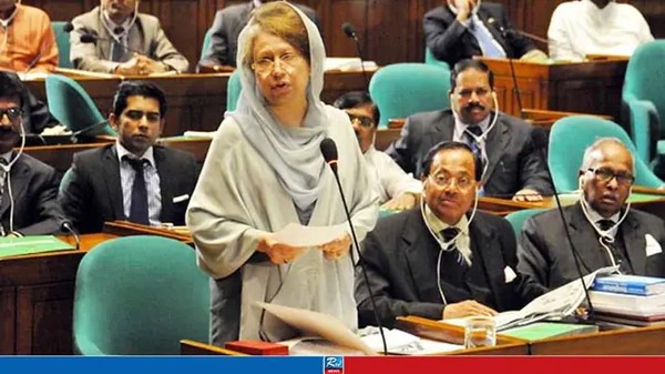 যে সংসদে ফিরিয়েছিলেন প্রাণ, সেখানেই ফিরলেন নিথর দেহে