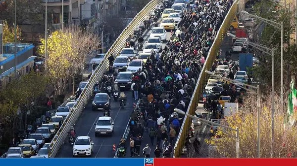 গণবিক্ষোভে উত্তাল ইরান, ঘটনা কী