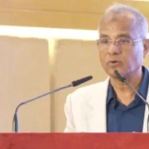 মাদক ও চোরাচালানে সহযোগিতা করলে ছাড় নয়: স্বরাষ্ট্র উপদেষ্টা