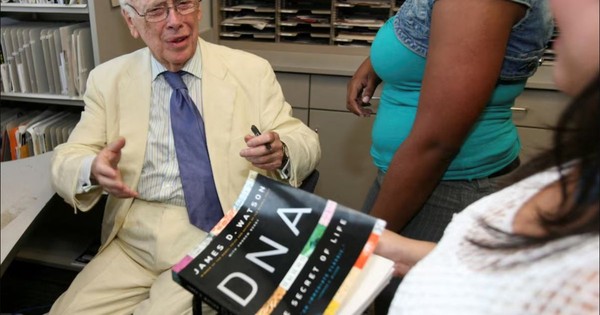 মারা গেছেন ডিএনএ'র গঠন আবিষ্কারক জেমস ওয়াটসন