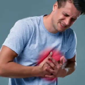 হার্ট অ্যাটাক ছাড়াও বুকে ব্যথার ৪ কারণ