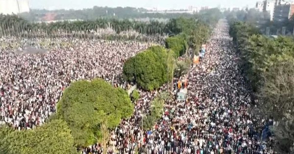 খালেদা জিয়ার জানাজা সম্পন্ন, জনতার ঢল