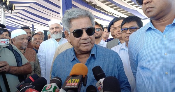 বিনিয়োগ আনতে চট্টগ্রাম বন্দরে বিদেশী ব্যবস্থাপনা প্রয়োজন: শ্রম উপদেষ্টা