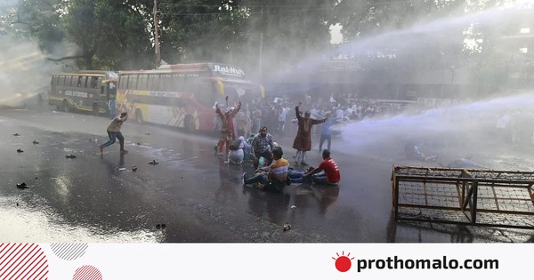 পুলিশের লাঠিপেটার পর কর্মবিরতির ডাক প্রাথমিকের শিক্ষকদের