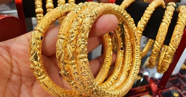 দেশে আজ থেকে যে দামে বিক্রি হবে স্বর্ণ