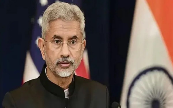 বিশেষ ফ্লাইটে ঢাকায় পৌঁছালেন ভারতের পররাষ্ট্রমন্ত্রী